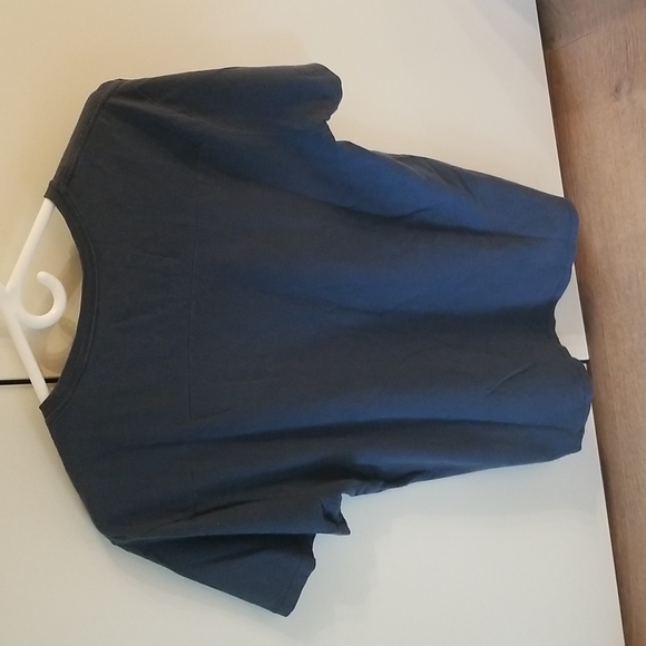 🎊SALE🎊 Banana Republic T-shirt 100% Cotton M - Picture 3 of 3